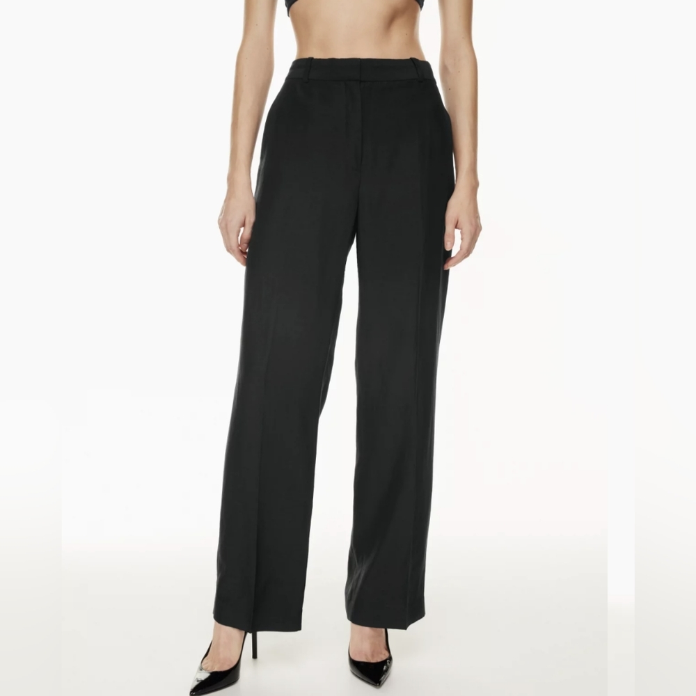 Aritzia Cropped Straight-Leg Pants in Light Taupe